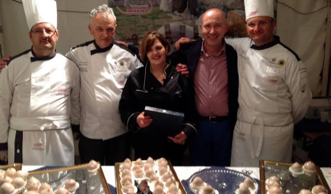 La "Passionata" di Troia vince la "Disfida del dolce"