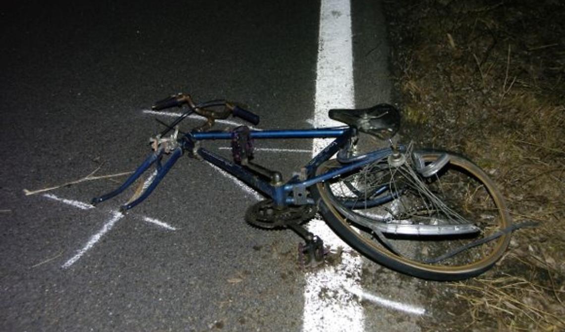 Incidente stradale: migrante in sella alla bici travolto e ucciso sulla Ss16  