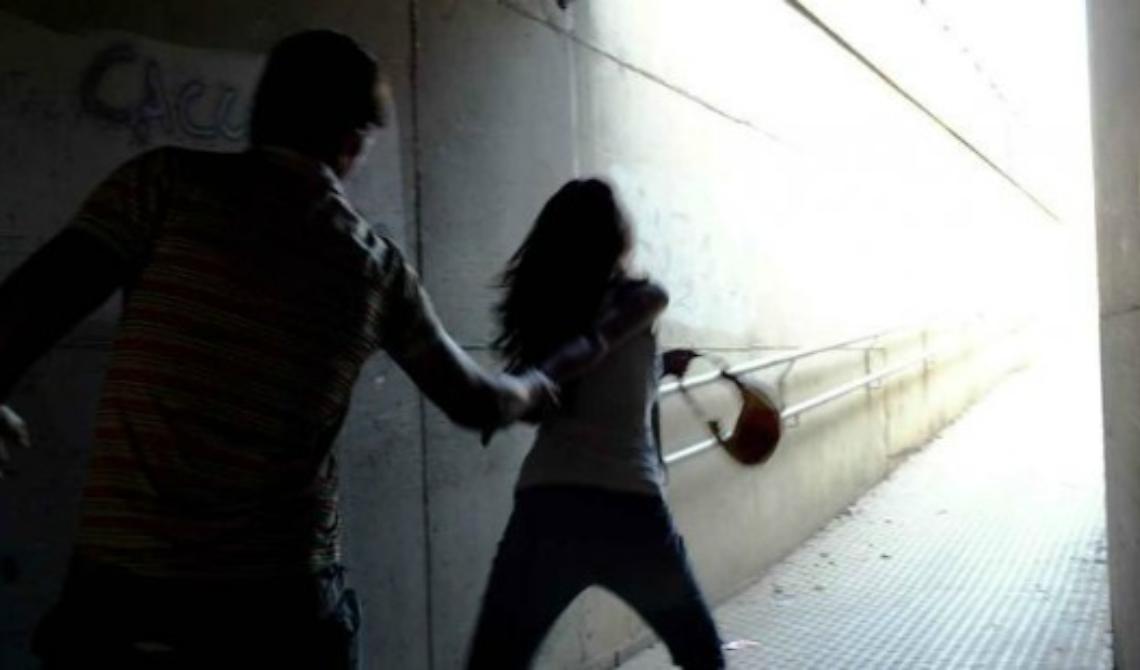 Stalking tra i banchi di scuola del Cara: «Prima ammazzo lei, poi mi uccido», arrestato maliano