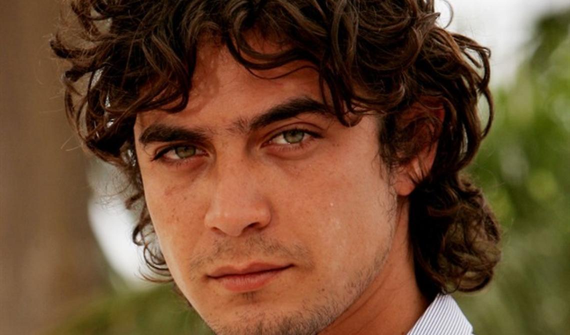 Riccardo Scamarcio anticipa il suo intervento 