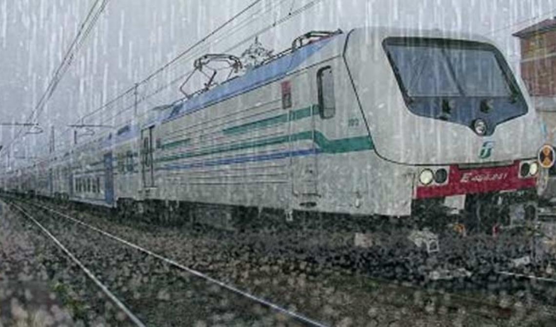 Forte maltempo, interrotti i treni sulla Foggia-Roma e Foggia-Potenza
