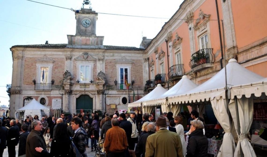A San Martino ogni mosto diventa vino... e a San Severo arriva Eugenio Bennato