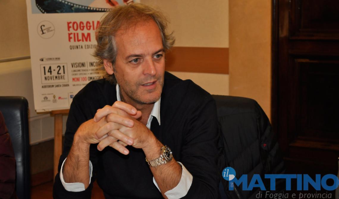 Perché Dicesare non risolve il contratto con l'AIPA?