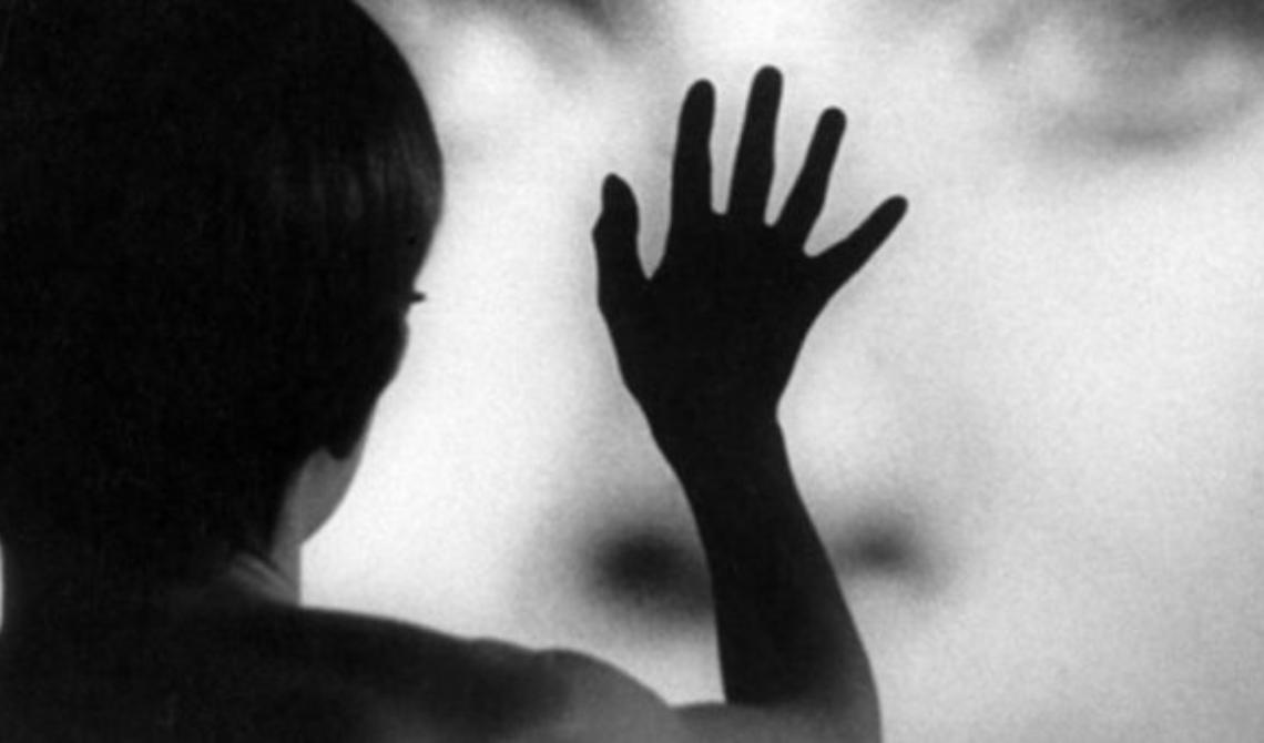 Adesso io e te ci sediamo di fronte...