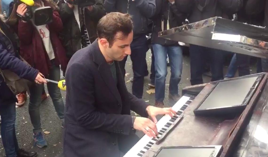 Parigi, io mi fermo sul bordo di un azzardo chiamato Uomo