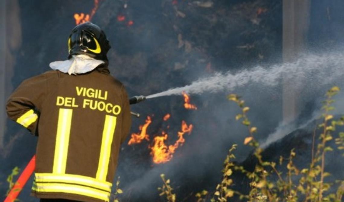 San Nicandro Garganico: anziano muore nell'incendio del suo appartamento