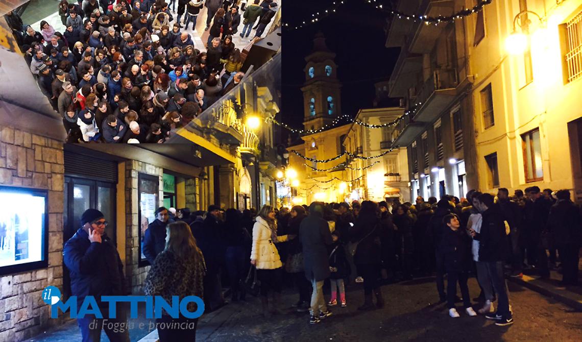 Checco Zalone manda in tilt Foggia, dove si è riversata tutta la provincia