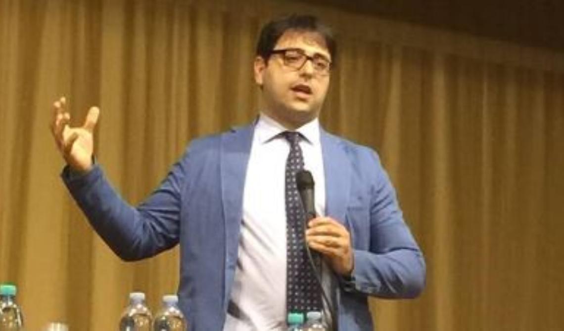 Unioni civili, Cera: «Quando manifesteremo per la famiglia tradizionale, Emiliano ci sarà»