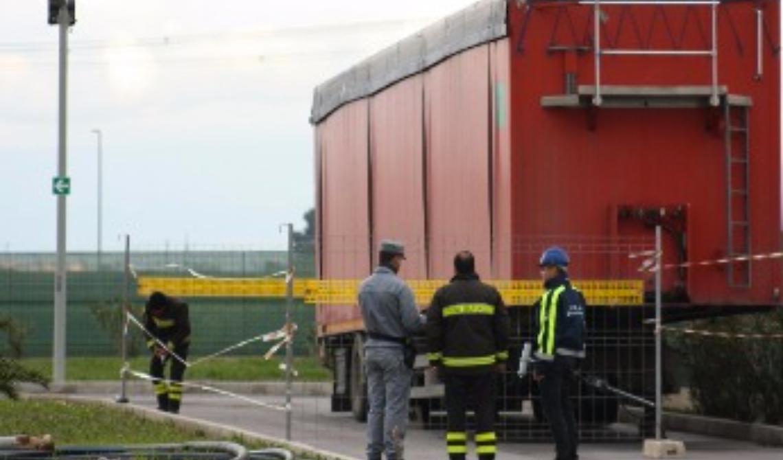 La Forestale blocca rifiuti radiottivi destinati all'inceneritore della Marcegaglia