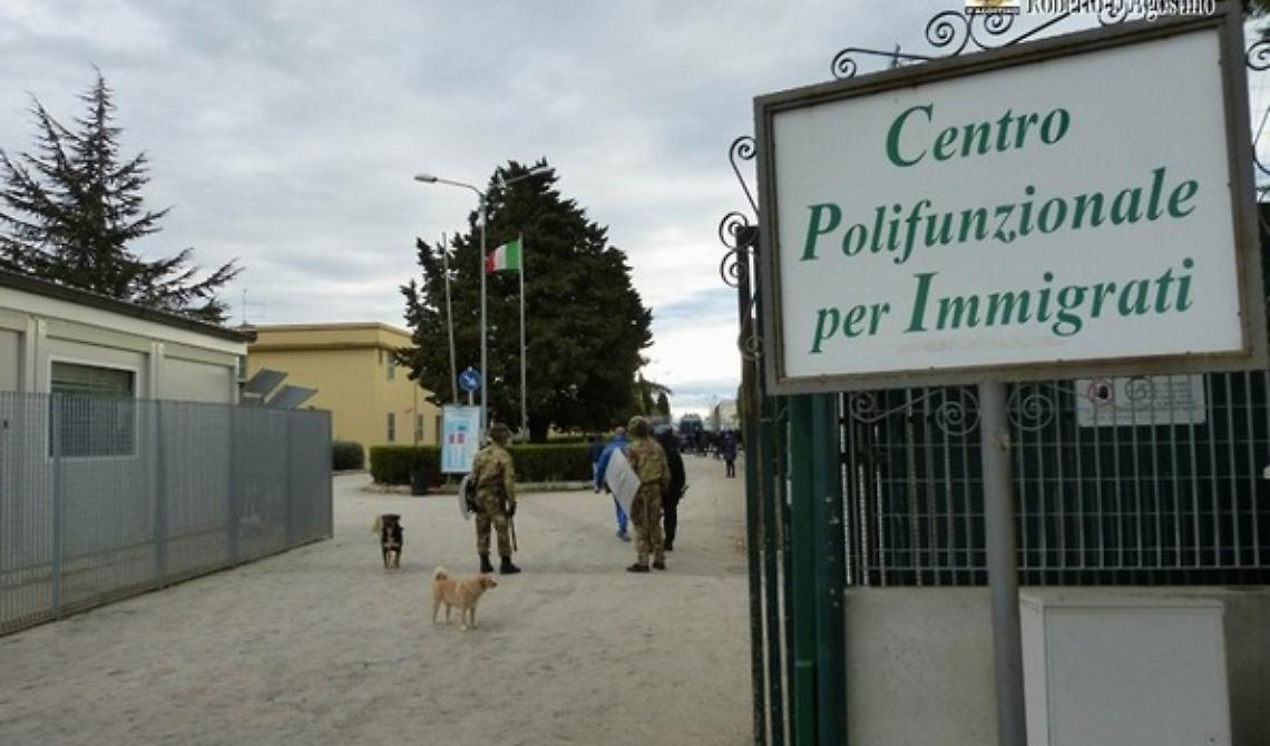 Borgo Mezzanone, accoltellato ivoriano: fermato nigeriano