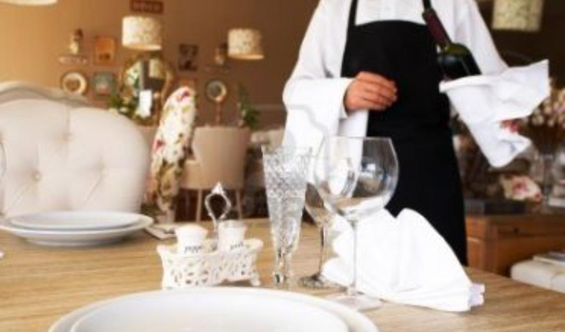 Stop al lavoro nero: ispezioni tra le pizzerie e ristoranti foggiani