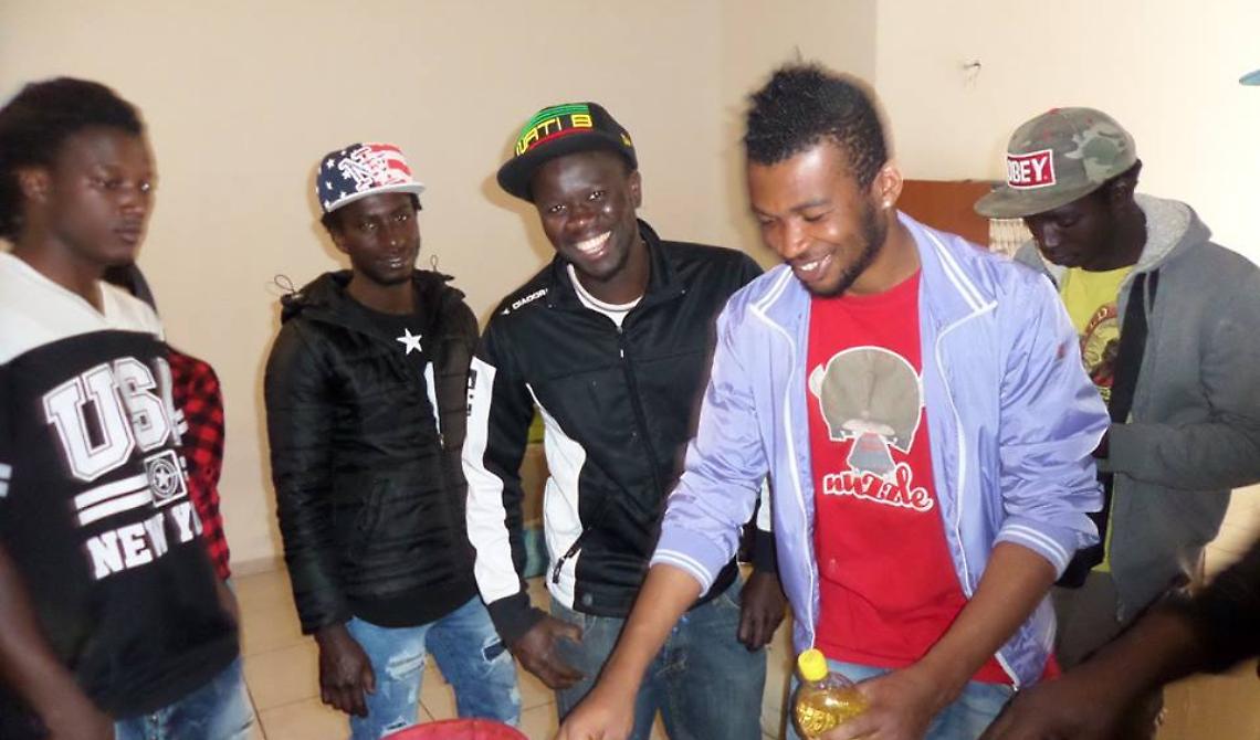 A Cerignola il primo corso di cucina vegan per migranti