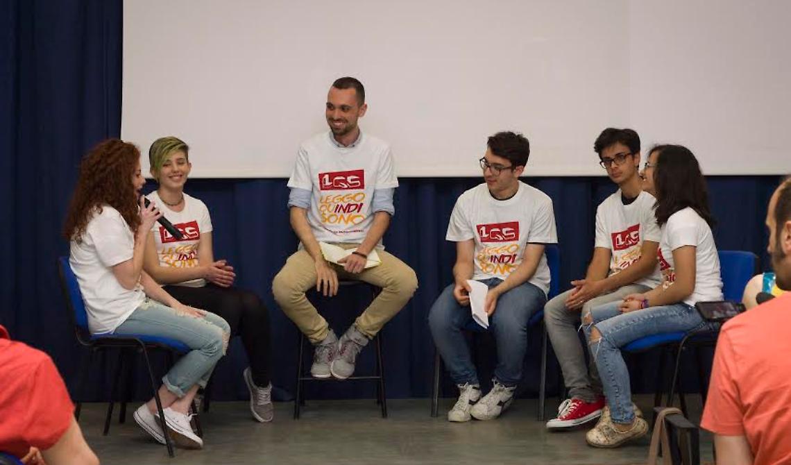 “Le giovani parole”, gli alunni decretano vincitore Stefano Amato