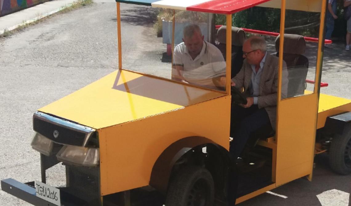 L'autocarro