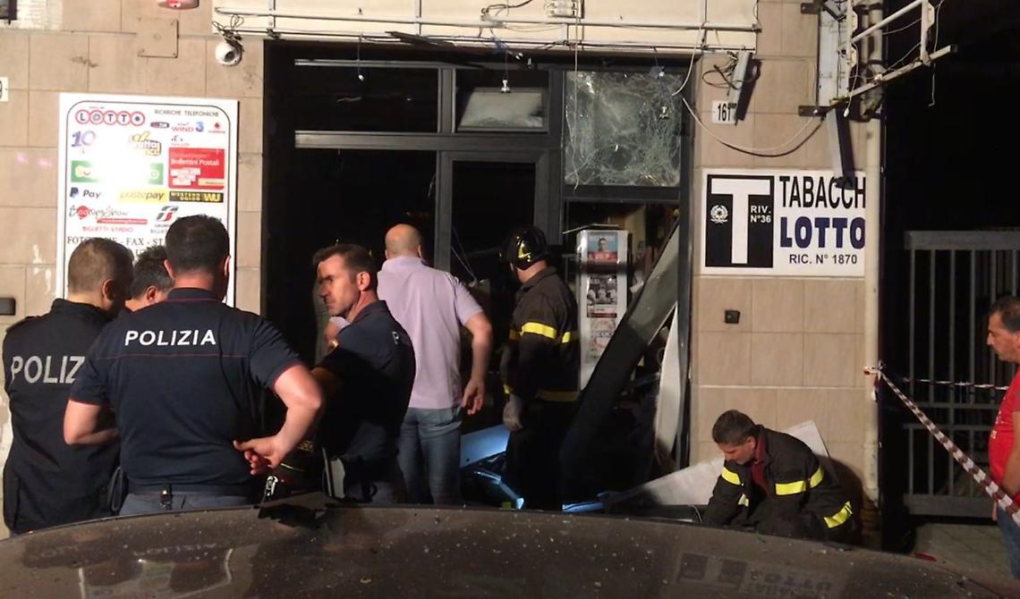 Figgia, torna l'incubo del racket: bomba ad una tabaccheria in Via Lucera