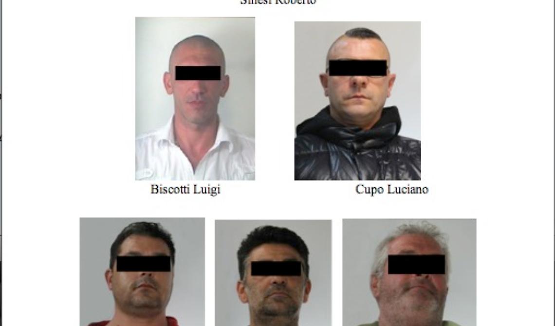«Se volete scaricare dovete versare 50 euro allo 'Zio'»: in manette il boss Sinesi e i suoi 'luogotenenti'
