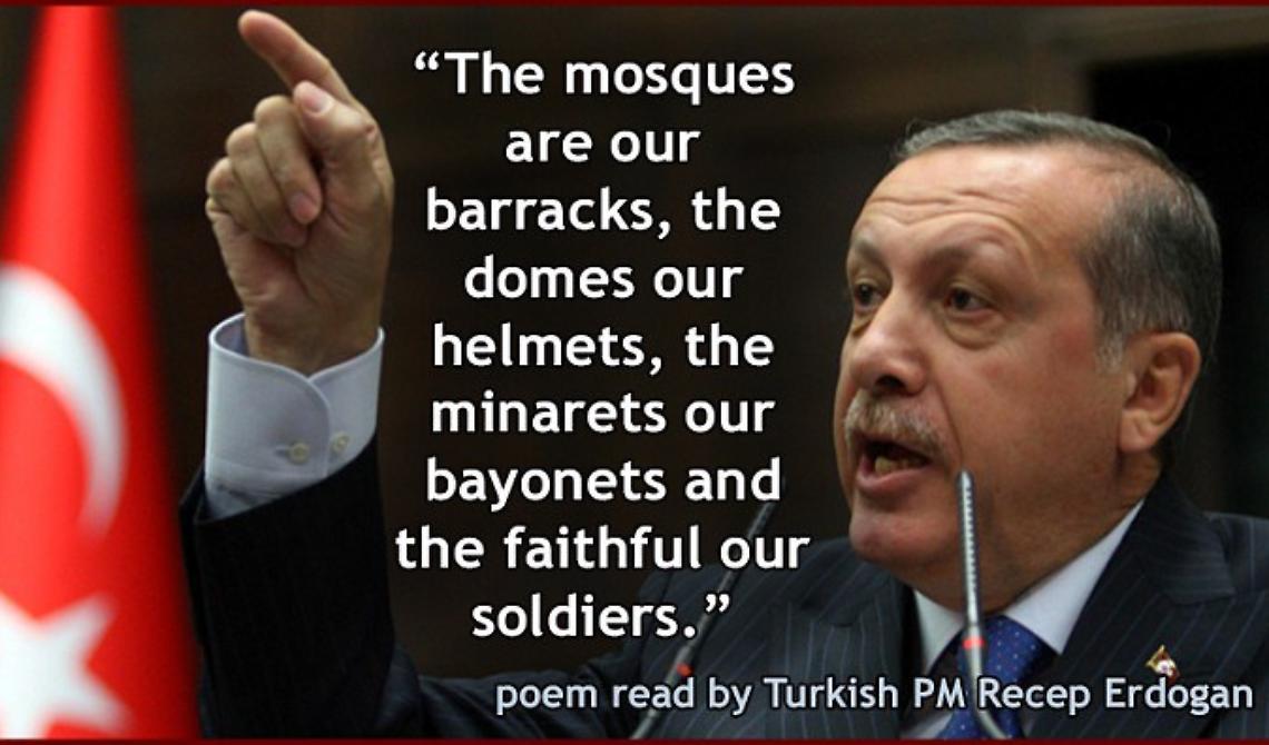 Proviamo, per un attimo, a sentirci turchi sotto il cielo oscuro di Erdogan