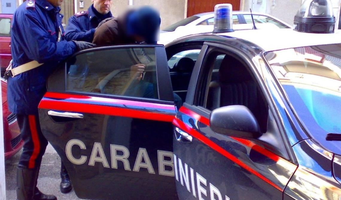 Apricena: "sindaco, voglio un lavoro senza stress". Arrestato 64enne