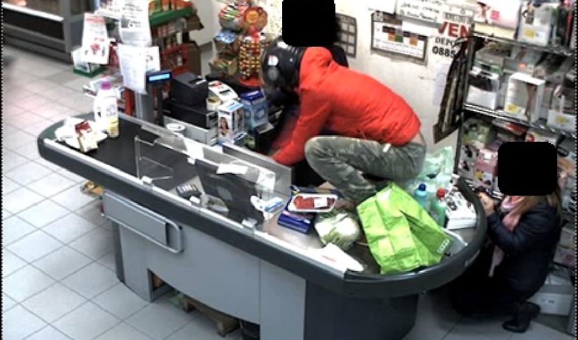 Lucera, rapina al supermercato "La Prima": bottino da quantificare 
