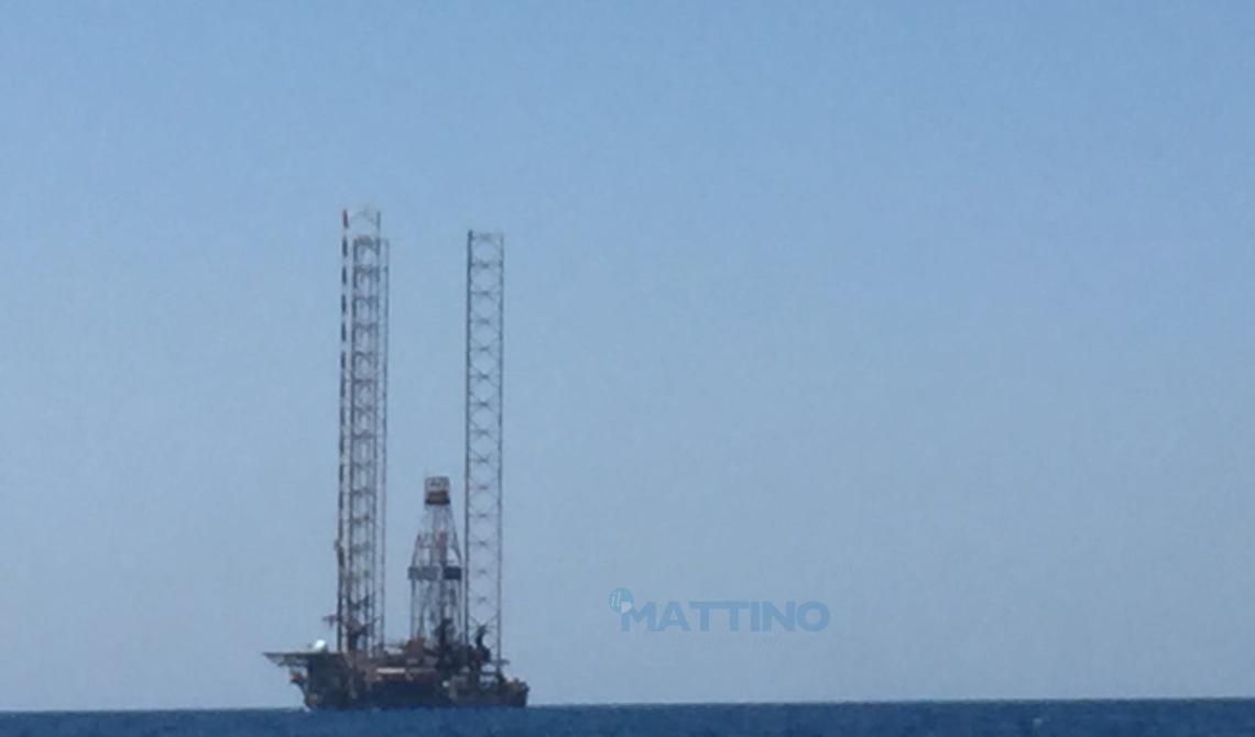 Il Tar del Lazio dà licenzia di trivellare il mare pugliese: i petrolieri autorizzati da Renzi ringraziano