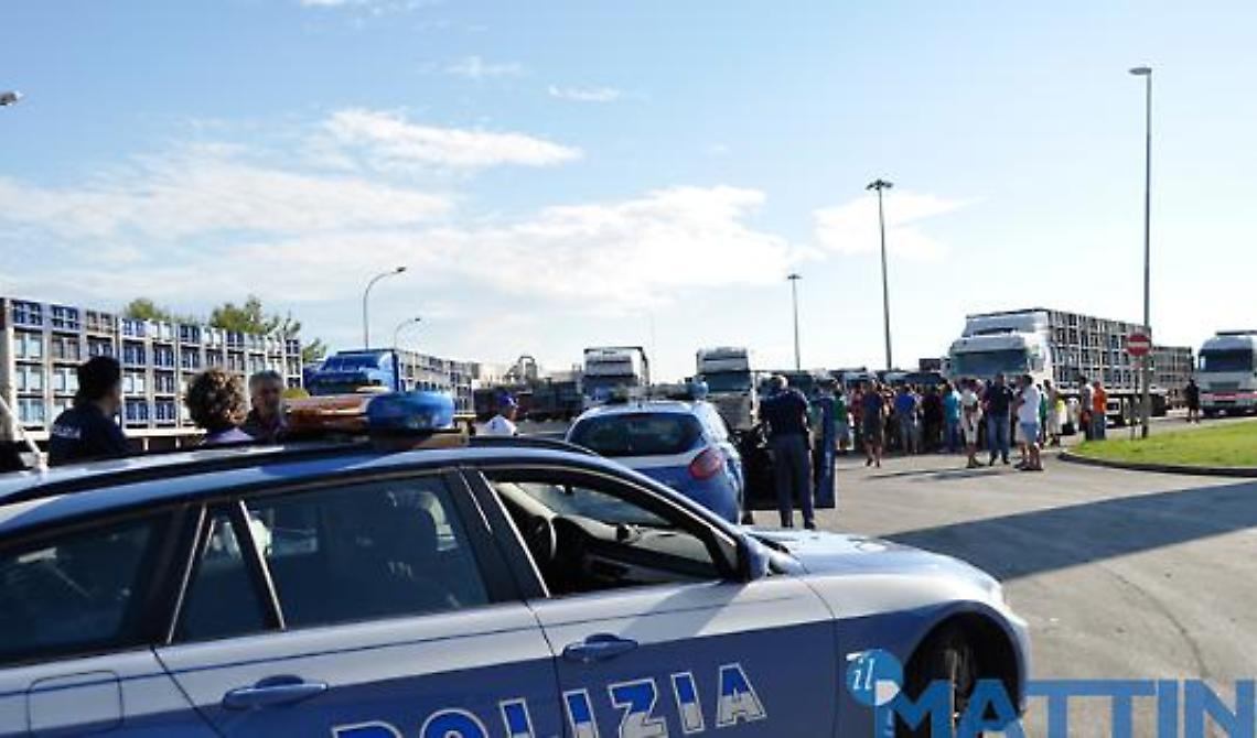 Mafia: Foggia, arrestato boss Sinesi con altri 5 membri clan 
