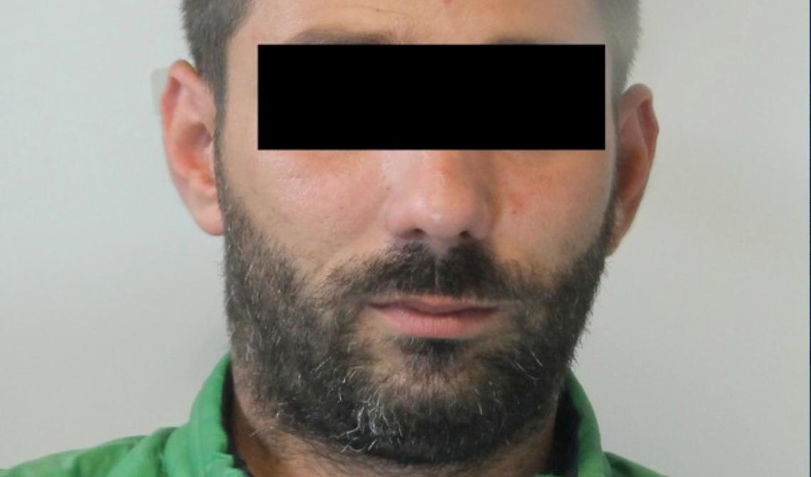 Manfredonia, topi d'appartamento presi con le "mani nel sacco": due arresti