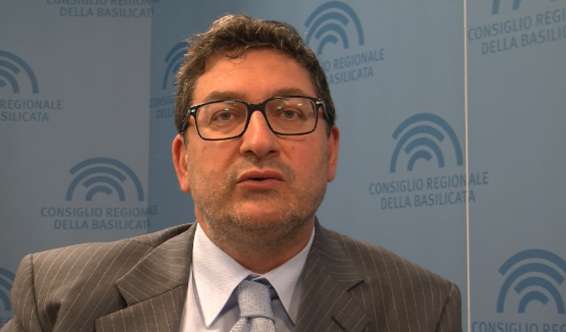 Rosa (FdI): «Viceconte ha tradito il centrodestra»
