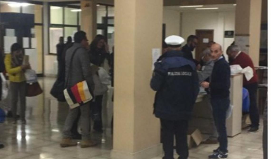 Pugno in faccia di Manfredonia all'ecomostro Energas: più della metà al voto per il Referendum