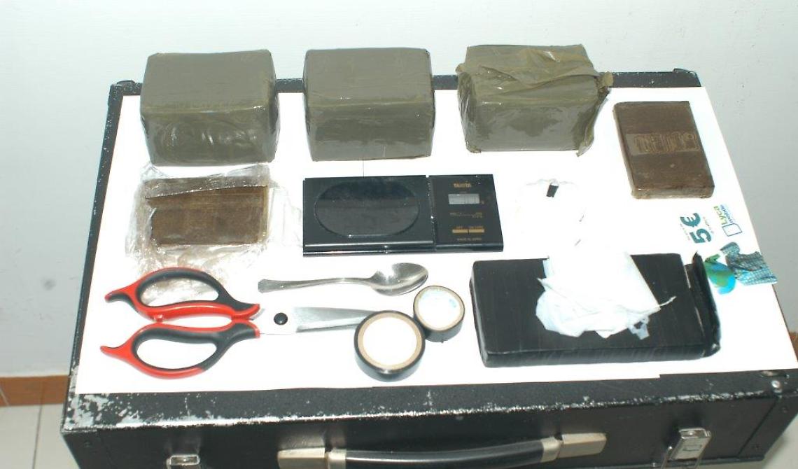 Polizia e Carabinieri mettono a soqquadro Cerignola