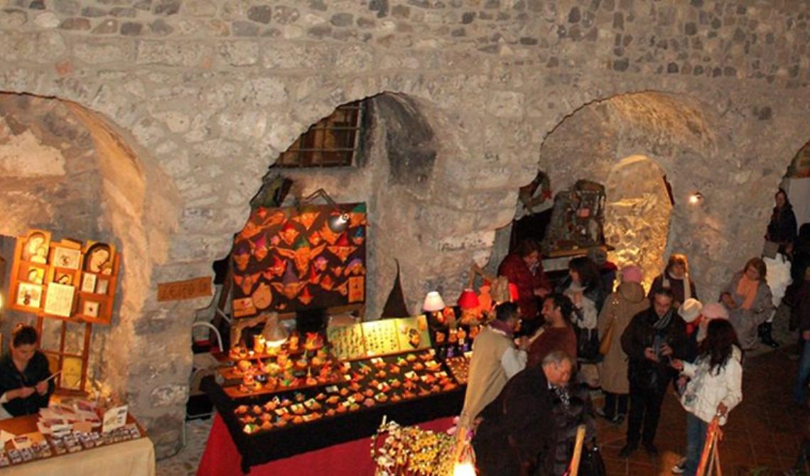 Manfredonia:  “ Natale medievale a Corte con Re Manfredi e Pattinaggio su ghiaccio a pochi metri dal mare”