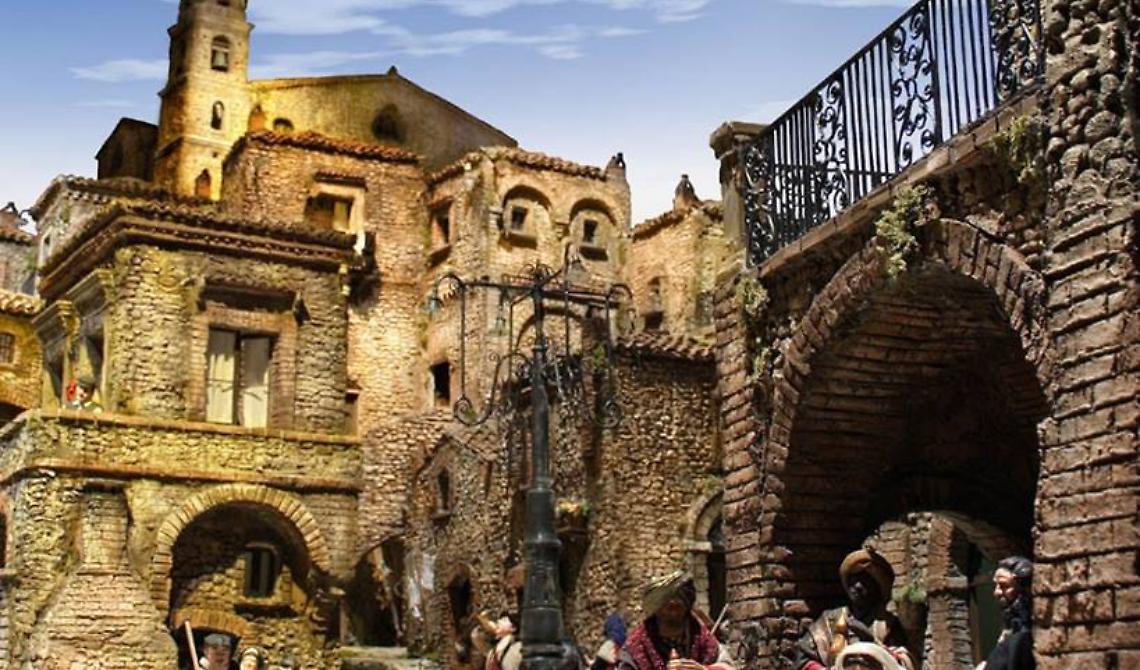 Milano: boom di presenze al presepe monumentale del maestro Artese 