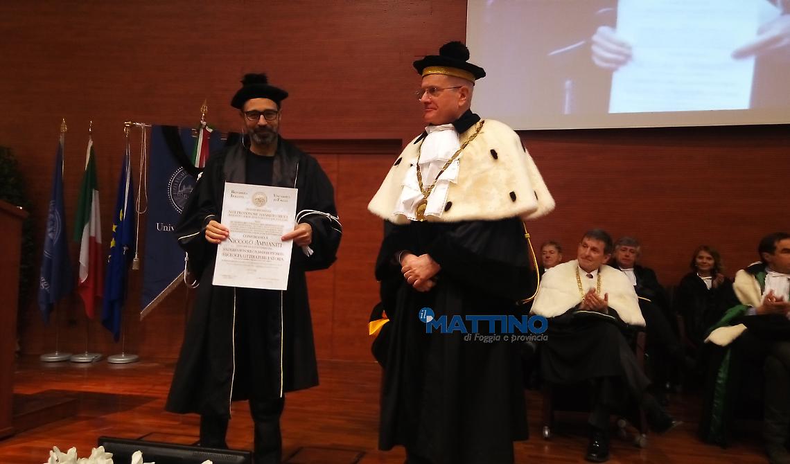 L'Università di Foggia laurea Ammaniti e spegne 18 candeline