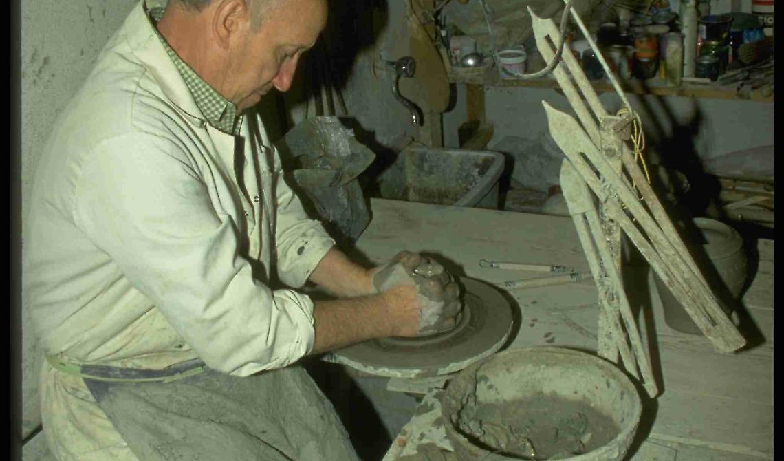 In Lucania chiuse 692  attività artigianali nel 2016 