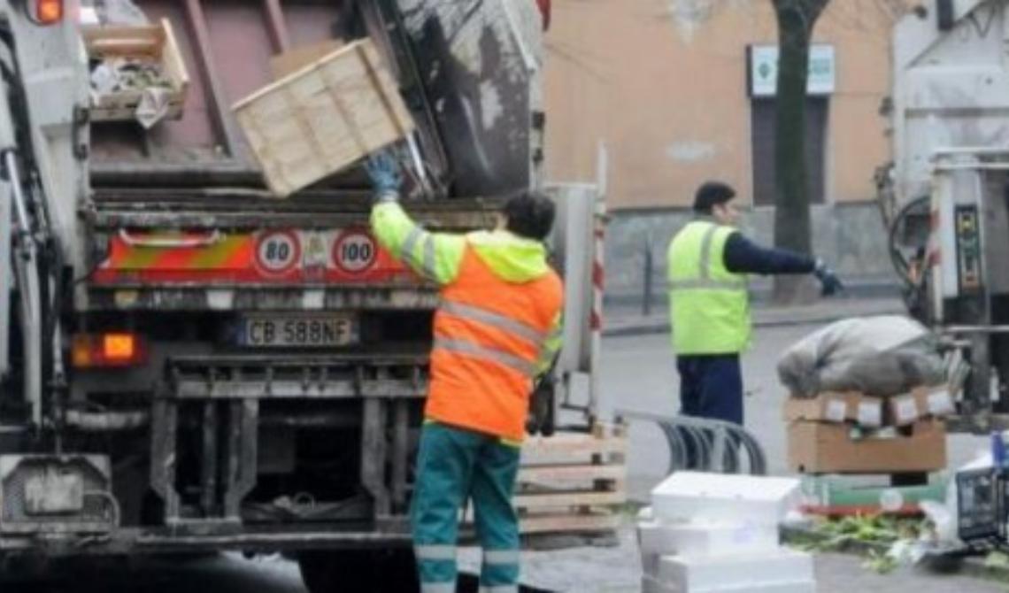 Atella, sui rifiuti l'opposizione a gamba tesa per la gestione della municipalizzata