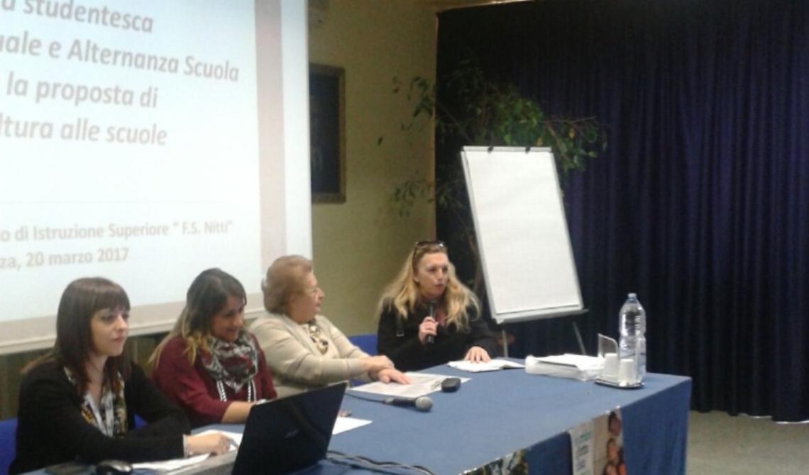 Mobilità studentesca e alternanza scuola-lavoro: la proposta di Intercultura al Nitti di Potenza