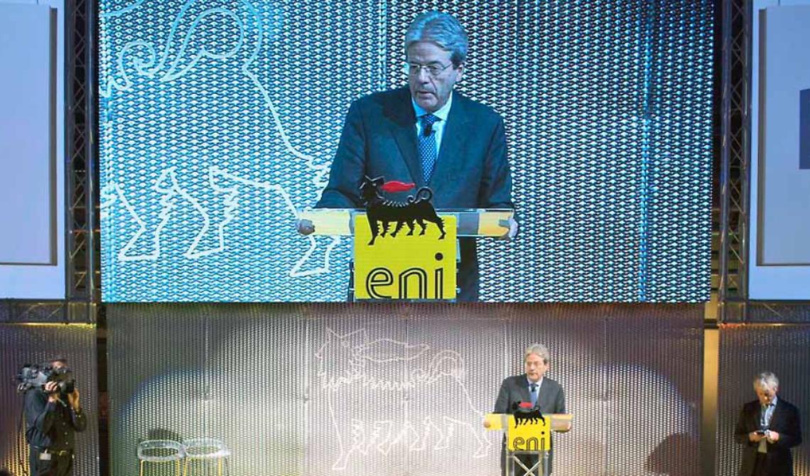 Gentiloni difende l'Eni: «Polemiche frutto di provincialismo»