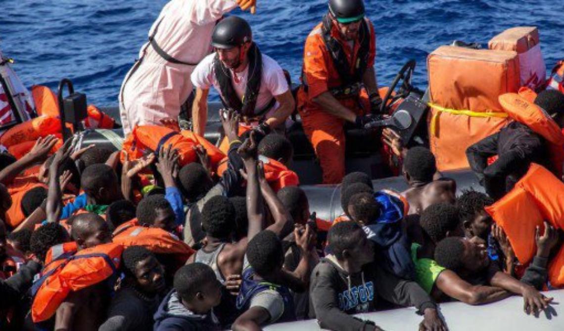 Gargano, ennesimo sbarco di profughi: arrivano  70 uomini tra curdi e iracheni 