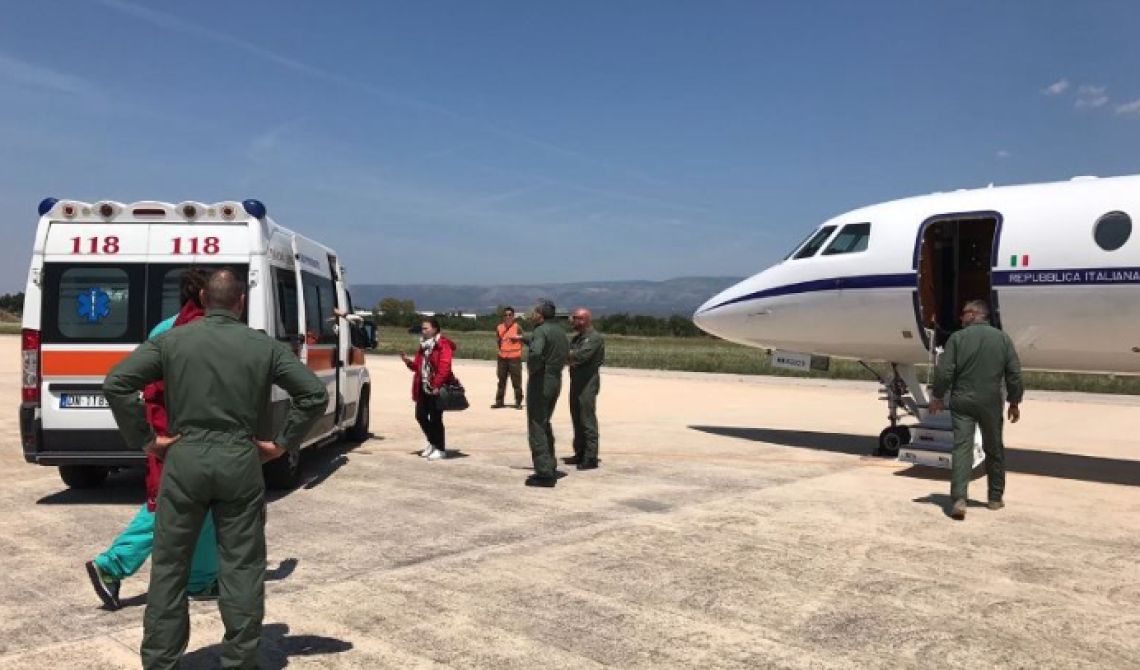 Foggia: ragazzina trasferita d'urgenza con un volo militare partito da Amendola e diretto a Genova 