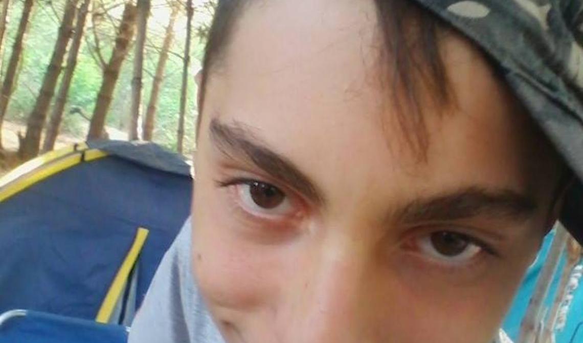 Omicidio a Pisticci, la mamma di Matteo accusa: «Le istituzioni l'hanno lasciato solo». Tutte le immagini della tragedia
