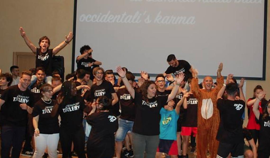 "Toniolo's Got talent" a Manfredonia, il modo più spettacolare per salutare l'anno scolastico che se ne va   