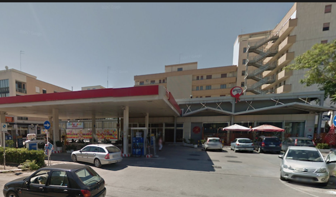 Foggia, furto al bar "Glamour": malviventi fuggono via con l'intera cassaforte