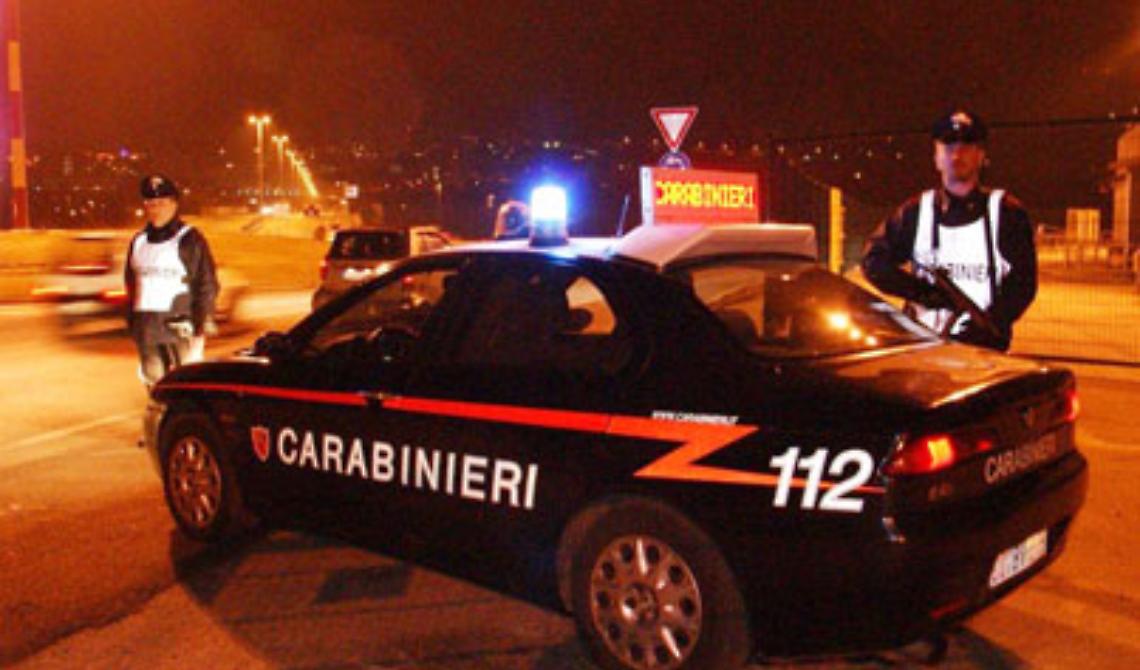 Carpino: bomba carta distrugge portone di ingresso in Via Roma