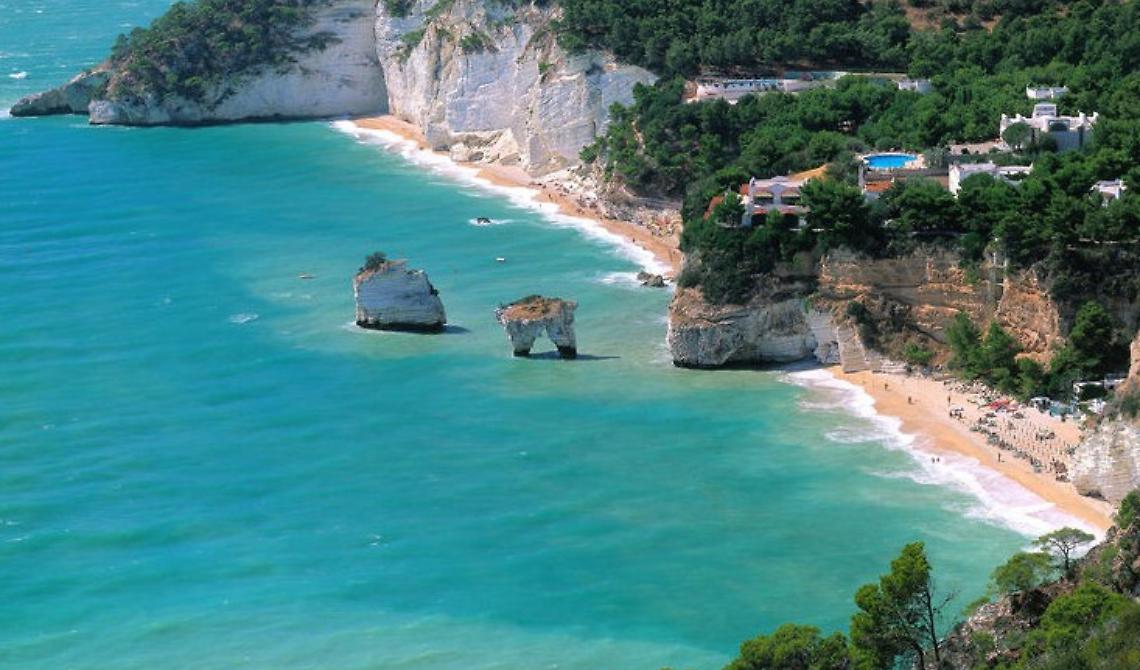 Da Mattinata a Vieste, in barca e alla scoperta  della bellezza irresistibile del Gargano