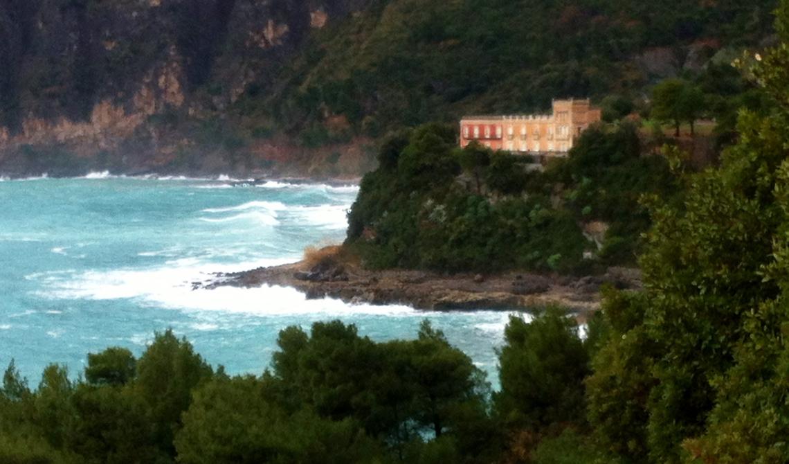 Maratea, dopo il tormentato restauro riapre villa Nitti 