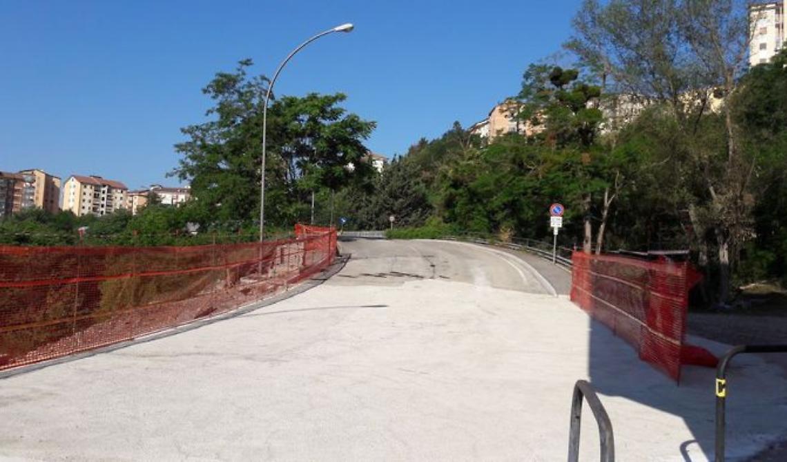 Potenza, riapre il viadotto in cui si era creata la voragine
