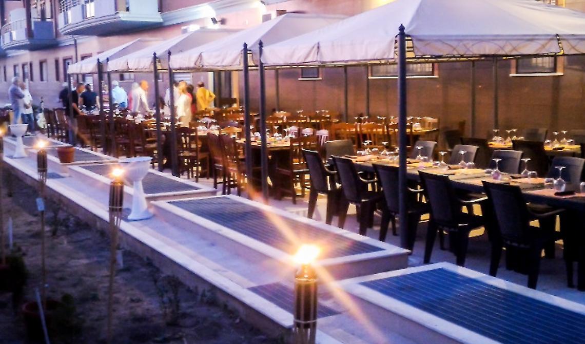 Auguri Calebasse! Stasera Summer Party per festeggiare il primo compleanno