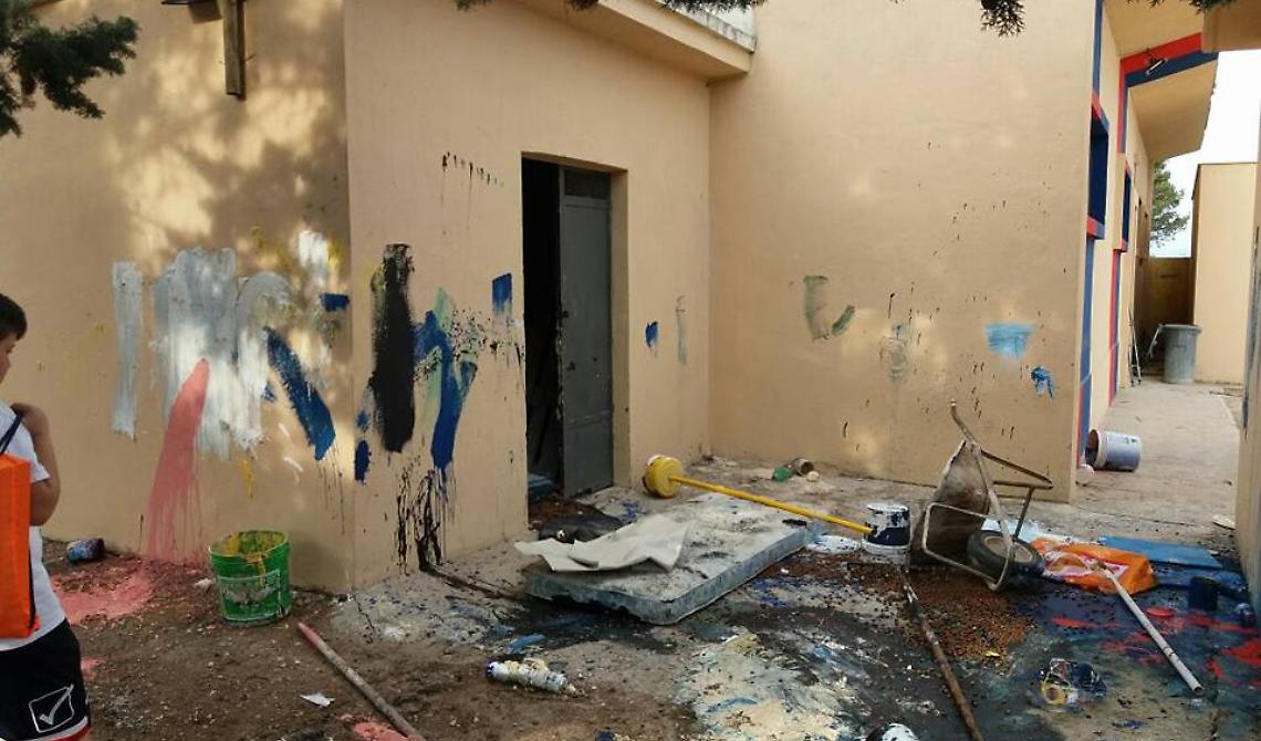 A Torremaggiore danneggiato il campo sportivo comunale, l'ira del Sindaco Monteleone