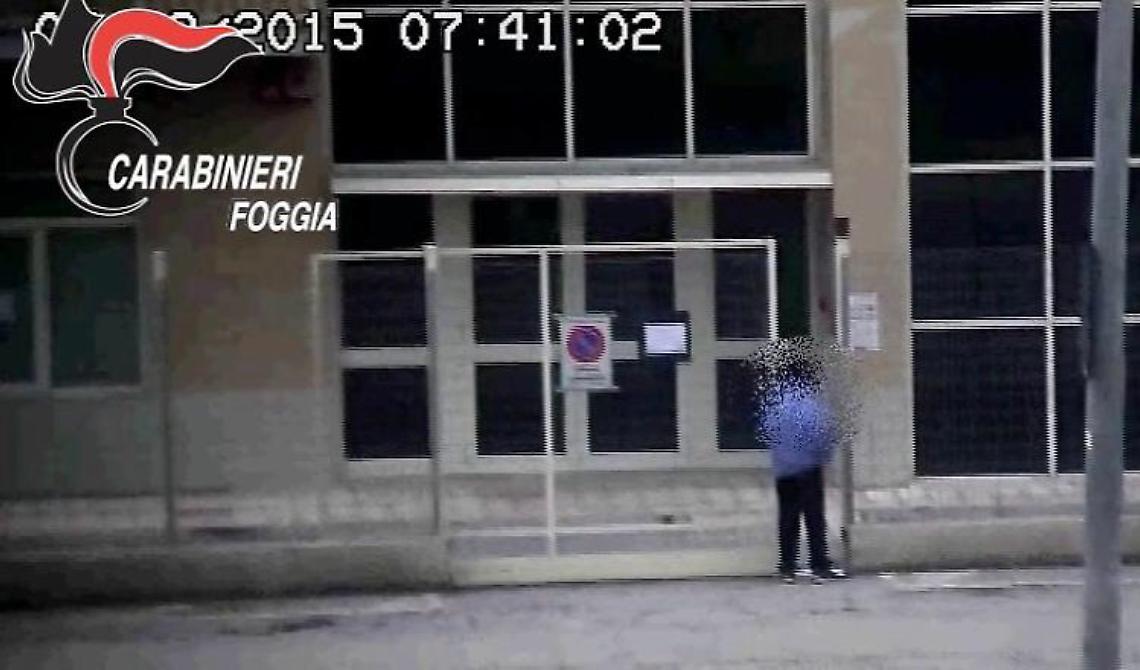 "Furbetti del cartellino": il Comune lo licenzia ma il Giudice stabilisce che Palmieri può tornare a lavorare