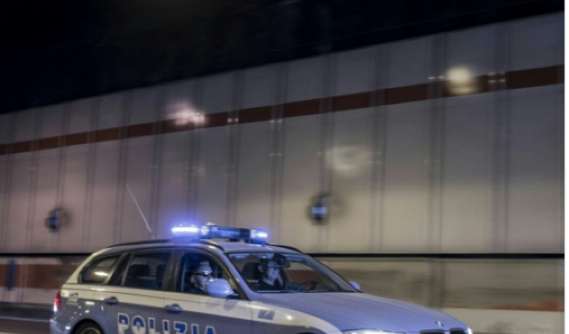 Rapinavano tir che transitavano sulla A14 e sulla A16: smantellata pericolosa organizzazione criminale  
