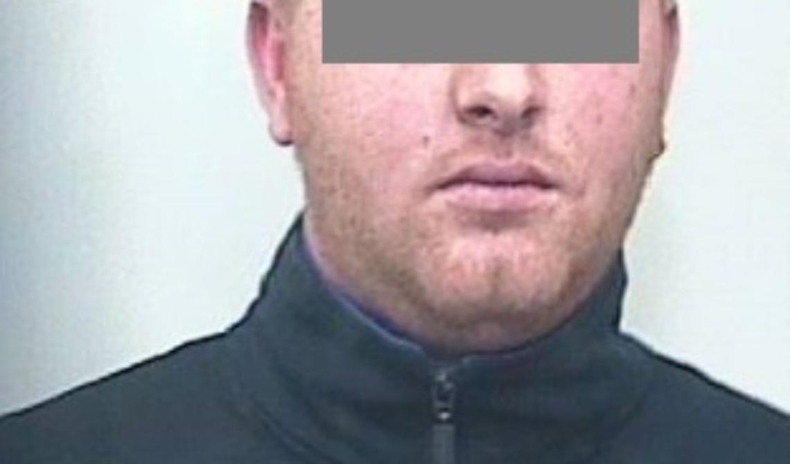 Furto in appartamento, polizia e carabinieri insieme "beccano" due ladri 